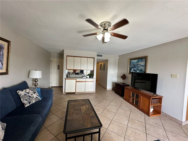 15425 Fortuna Bay Dr 207, Corpus Christi, TX 78418