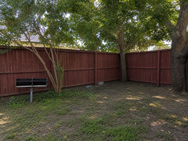 2111 Quail Run A, Mckinney, TX 75071