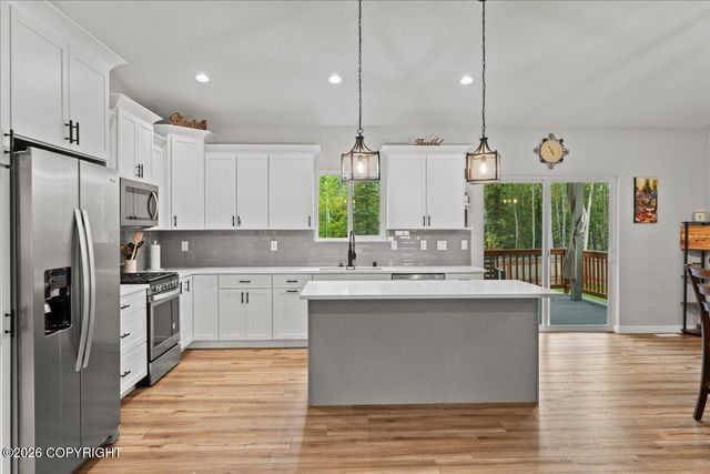 6881 W Gruening Place, Wasilla, AK 99623