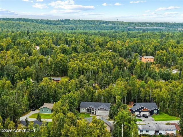 6881 W Gruening Place, Wasilla, AK 99623