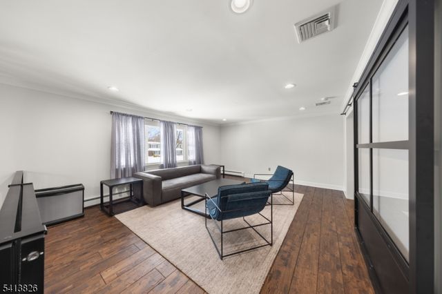 2 Norman Ln, Roxbury Twp., NJ 07876