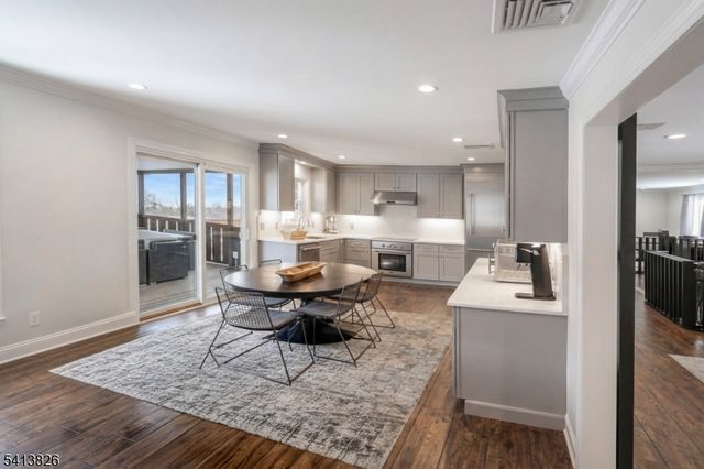 2 Norman Ln, Roxbury Twp., NJ 07876