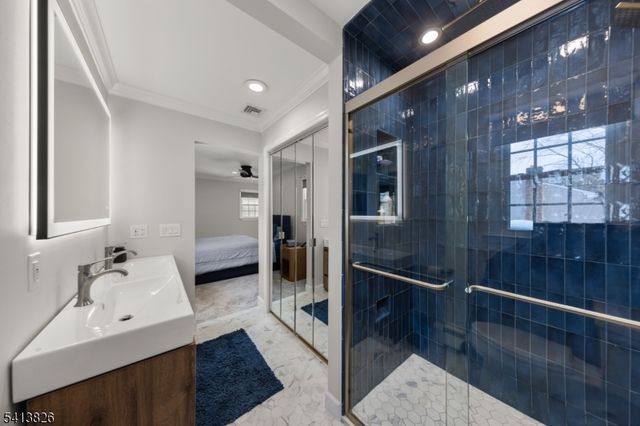 2 Norman Ln, Roxbury Twp., NJ 07876