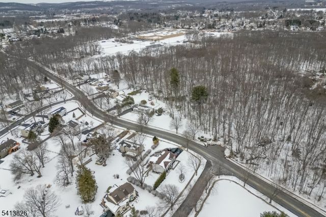 2 Norman Ln, Roxbury Twp., NJ 07876