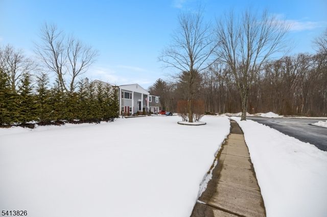 2 Norman Ln, Roxbury Twp., NJ 07876