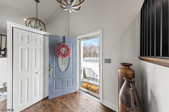 2 Norman Ln, Roxbury Twp., NJ 07876