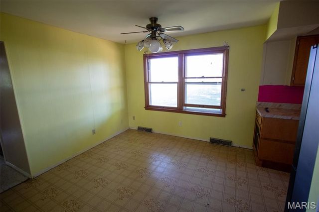 609 Willow Lane, Waterloo, IL 62298