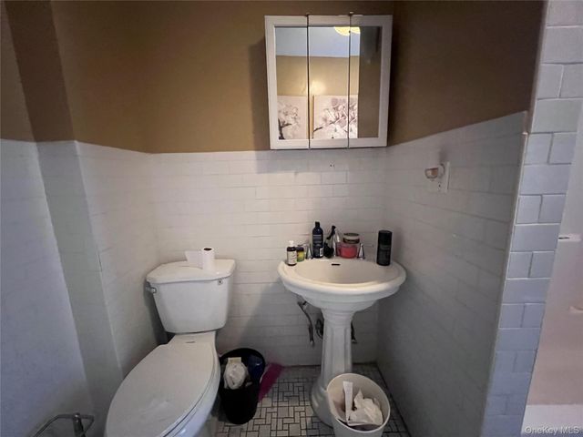 4 Brevoort Place, Brooklyn, NY 11216