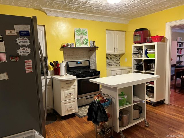 4 Brevoort Place, Brooklyn, NY 11216