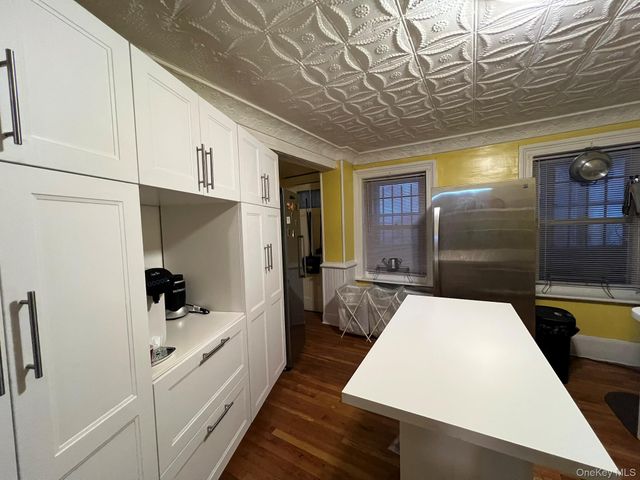 4 Brevoort Place, Brooklyn, NY 11216