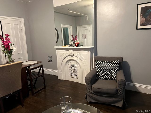 4 Brevoort Place, Brooklyn, NY 11216