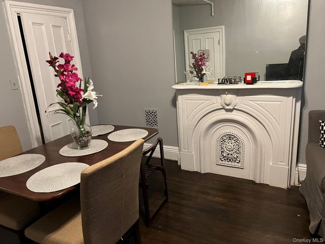 4 Brevoort Place, Brooklyn, NY 11216