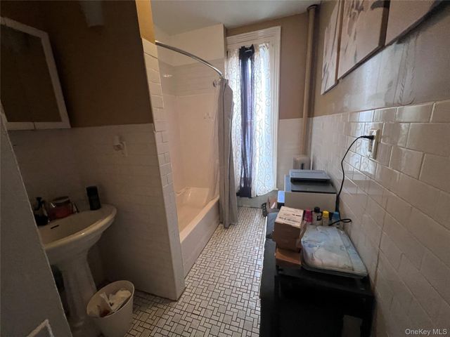 4 Brevoort Place, Brooklyn, NY 11216