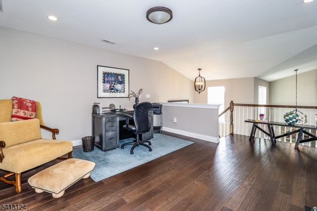 80 Van Cleef Dr, Readington Twp., NJ 08889