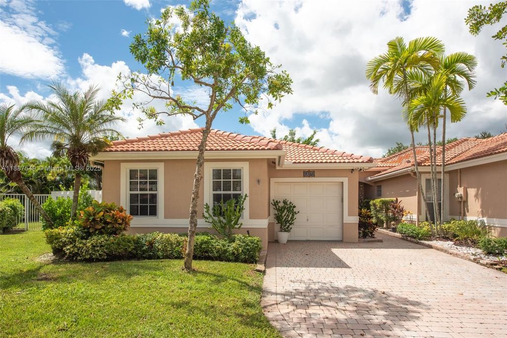 13070 NW 5th St, Pembroke Pines, FL 33028