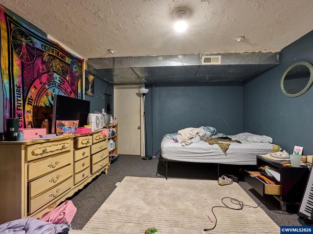 1145 Columbia St NE, Salem, OR 97301