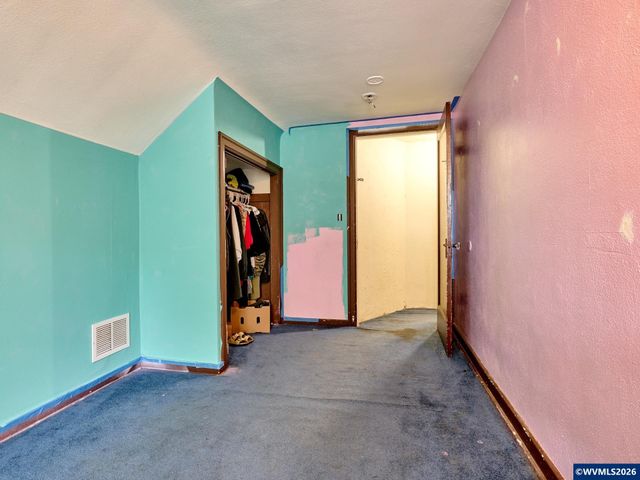 1145 Columbia St NE, Salem, OR 97301