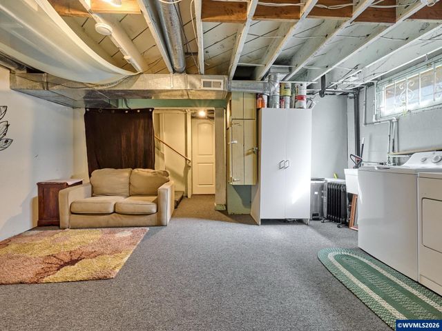 1145 Columbia St NE, Salem, OR 97301