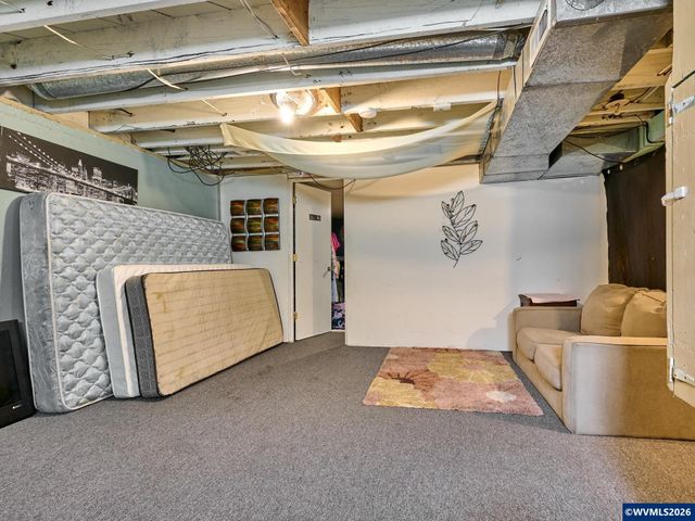 1145 Columbia St NE, Salem, OR 97301