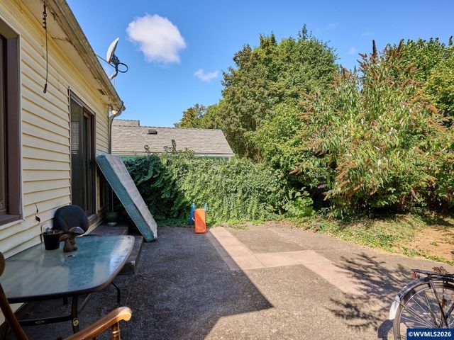 1145 Columbia St NE, Salem, OR 97301