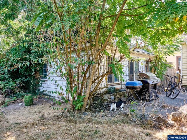 1145 Columbia St NE, Salem, OR 97301