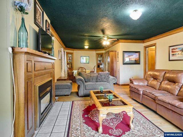 1145 Columbia St NE, Salem, OR 97301