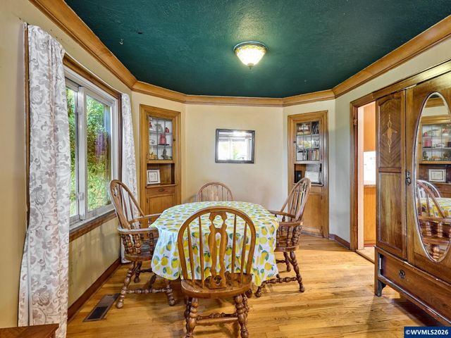 1145 Columbia St NE, Salem, OR 97301