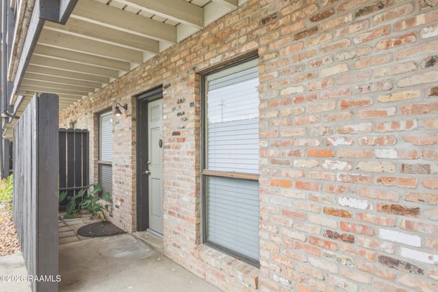 701 S College Road 116, Lafayette, LA 70503