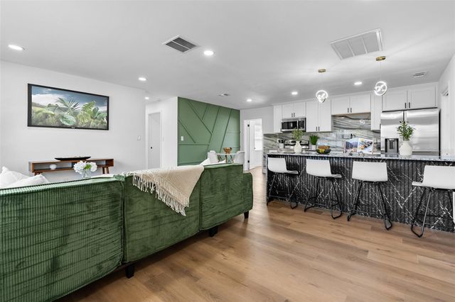 1480 FAIRFIELD DRIVE, Clearwater, FL 33764