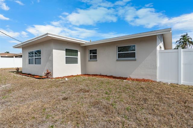 1480 FAIRFIELD DRIVE, Clearwater, FL 33764