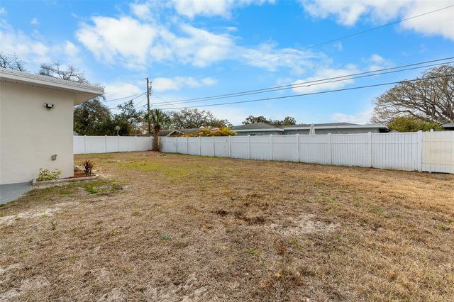 1480 FAIRFIELD DRIVE, Clearwater, FL 33764