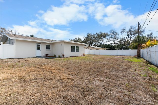 1480 FAIRFIELD DRIVE, Clearwater, FL 33764