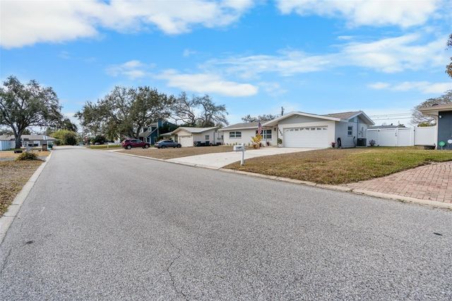 1480 FAIRFIELD DRIVE, Clearwater, FL 33764