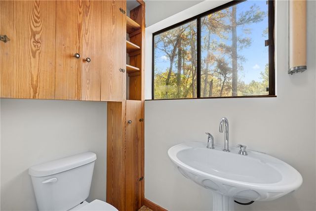 10845 Deer Ridge Road, Bedias, TX 77831