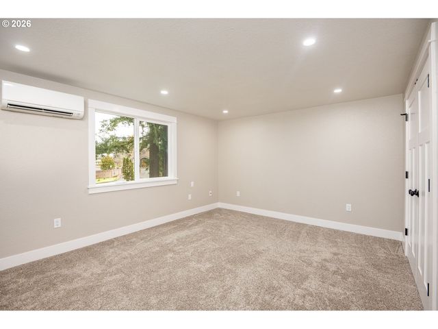25264 E BOLTON Rd, Veneta, OR 97487