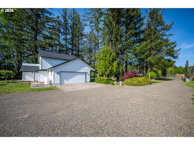 25264 E BOLTON Rd, Veneta, OR 97487