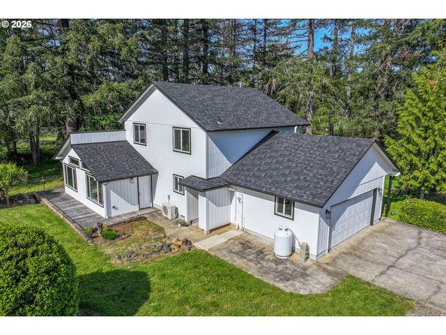 25264 E BOLTON Rd, Veneta, OR 97487