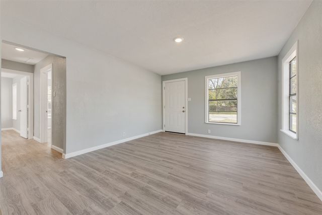 3700 Kimbo Road, Fort Worth, TX 76111