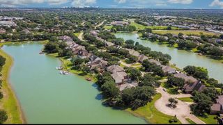 14 Crestview Trail, Houston, TX 77082