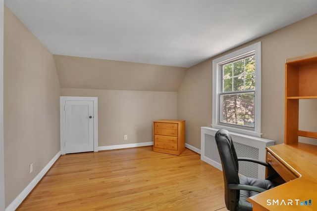 21 Kensington Street, Manchester, CT 06040
