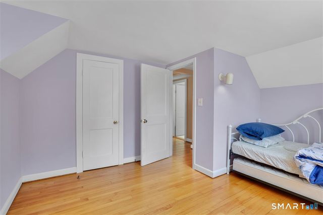 21 Kensington Street, Manchester, CT 06040
