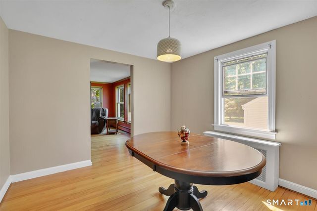 21 Kensington Street, Manchester, CT 06040