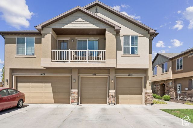 1074 ALLINGTON DR, North Salt Lake, UT 84054