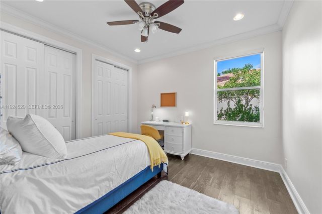 1470 Victoria Isle Dr, Weston, FL 33327