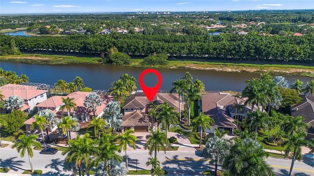 1470 Victoria Isle Dr, Weston, FL 33327