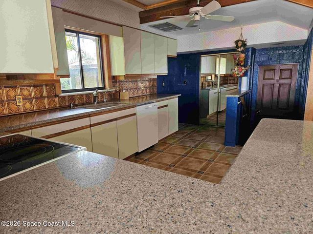 425 Arrowhead Lane, Melbourne Beach, FL 32951