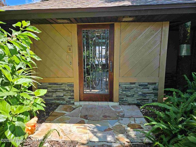 425 Arrowhead Lane, Melbourne Beach, FL 32951