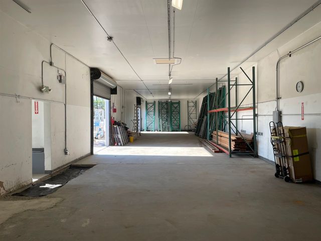 5115 E 8th St, Oakland, CA 94601