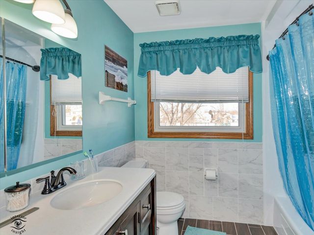 618 Mendota Lane, Romeoville, IL 60446