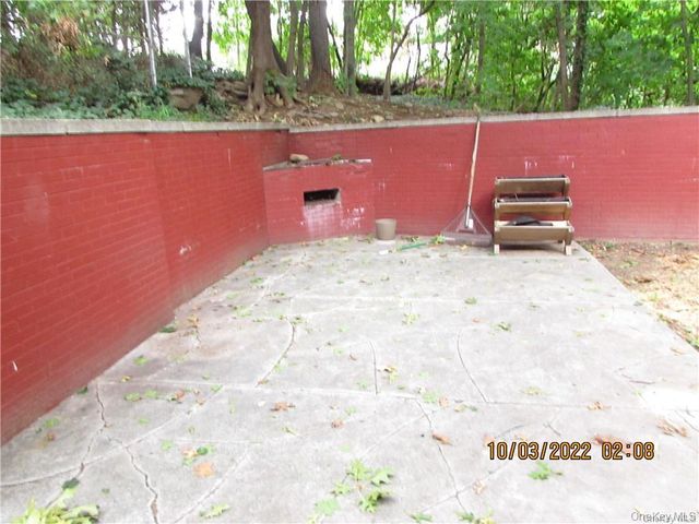 82 Laurel Place 1, Yonkers, NY 10704